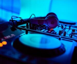 Becoming A DJ | The Ultimate Buyers Guide: 2021